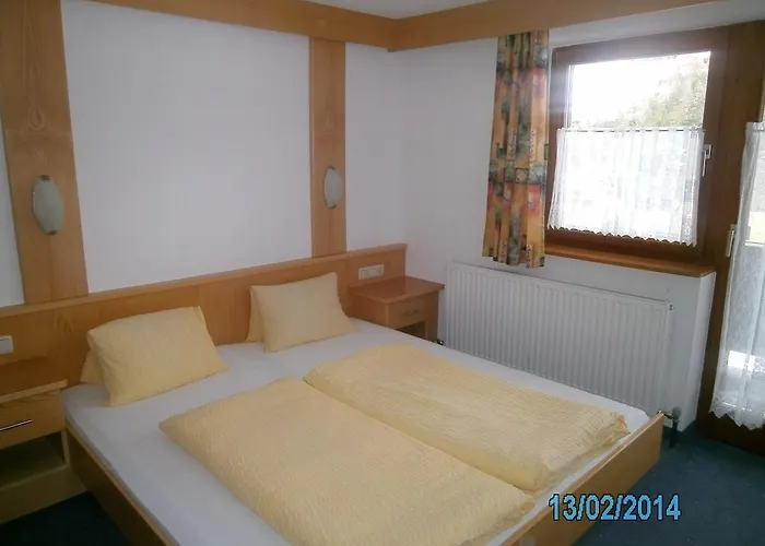 بيت ضيافة Gaestehaus Hirschenhof سولدن