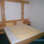 Gastehaus Hirschenhof Guest house