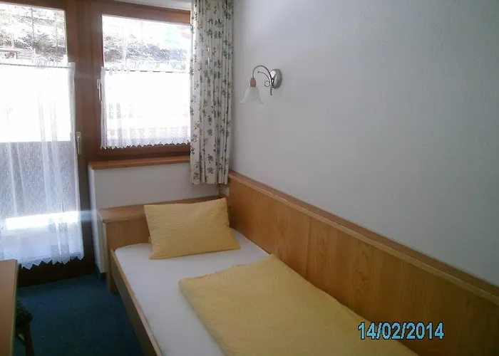 Gaestehaus Hirschenhof 3* Sölden