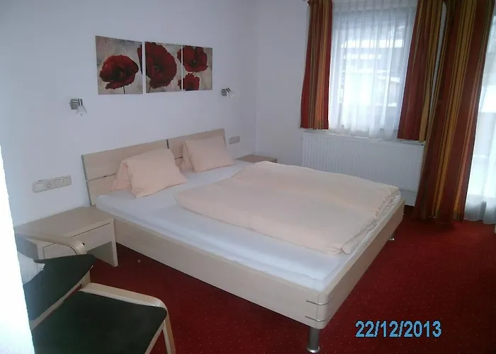 Gaestehaus Hirschenhof Pensjonat 3*