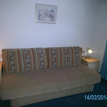 بيت ضيافة Gaestehaus Hirschenhof 3*