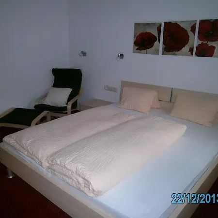 بيت ضيافة Gaestehaus Hirschenhof 3*