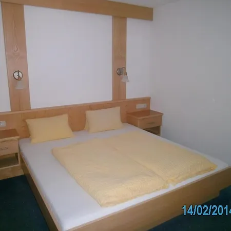 Gastehaus Hirschenhof Guest house